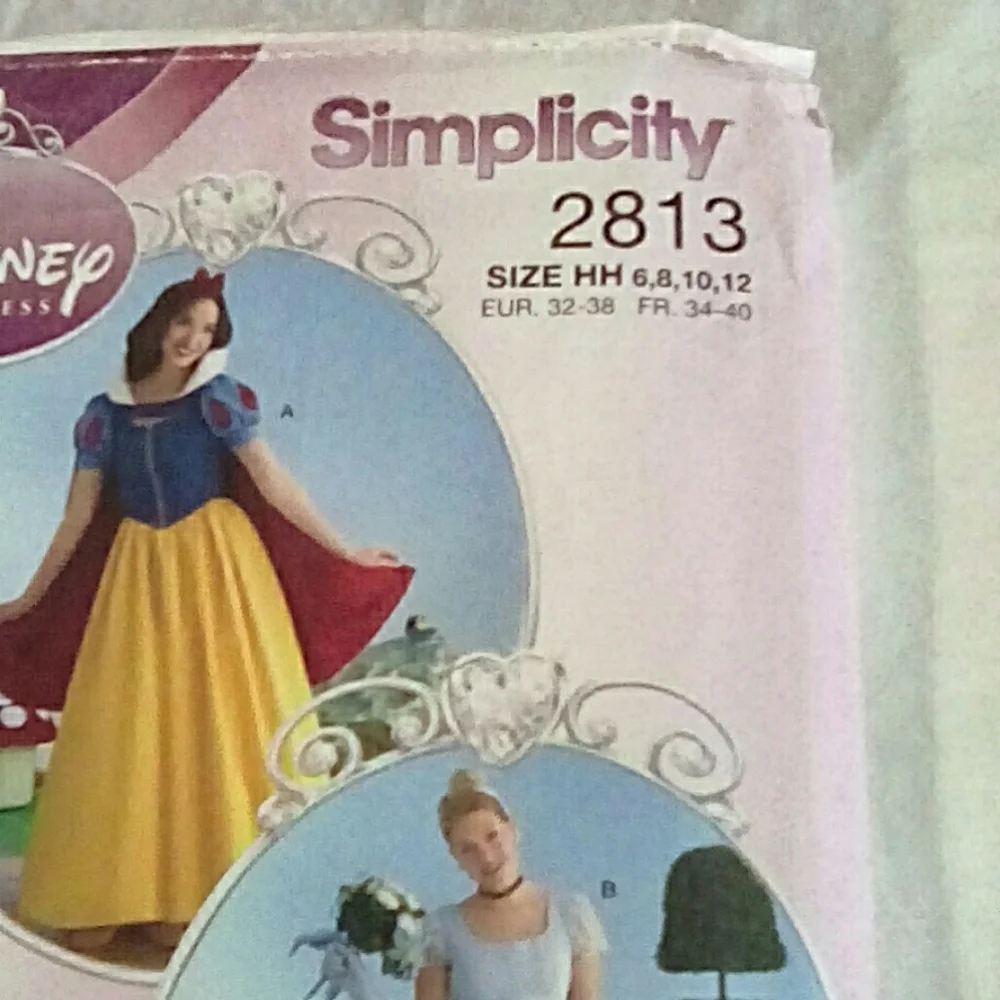 Simplicity 2813 Disney Princess Cinderella Snow White sz 6-12